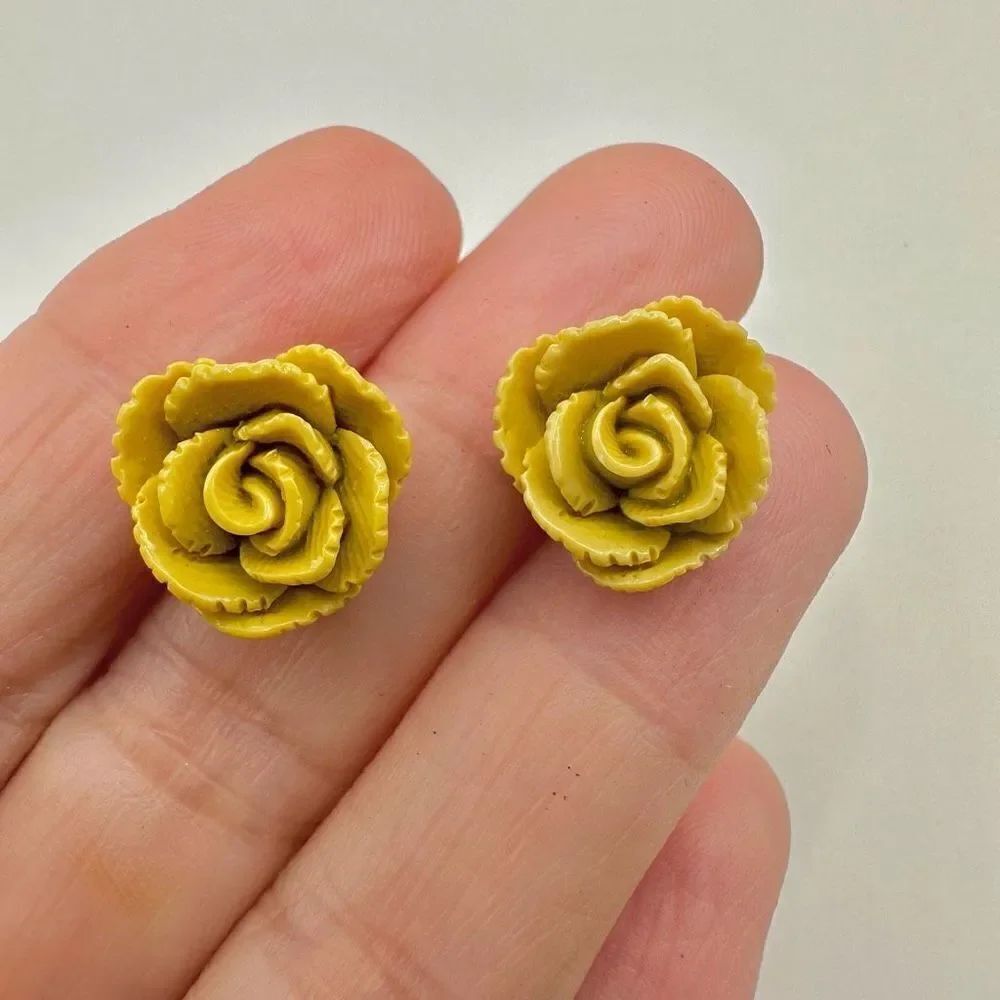 Yellow flower post earrings